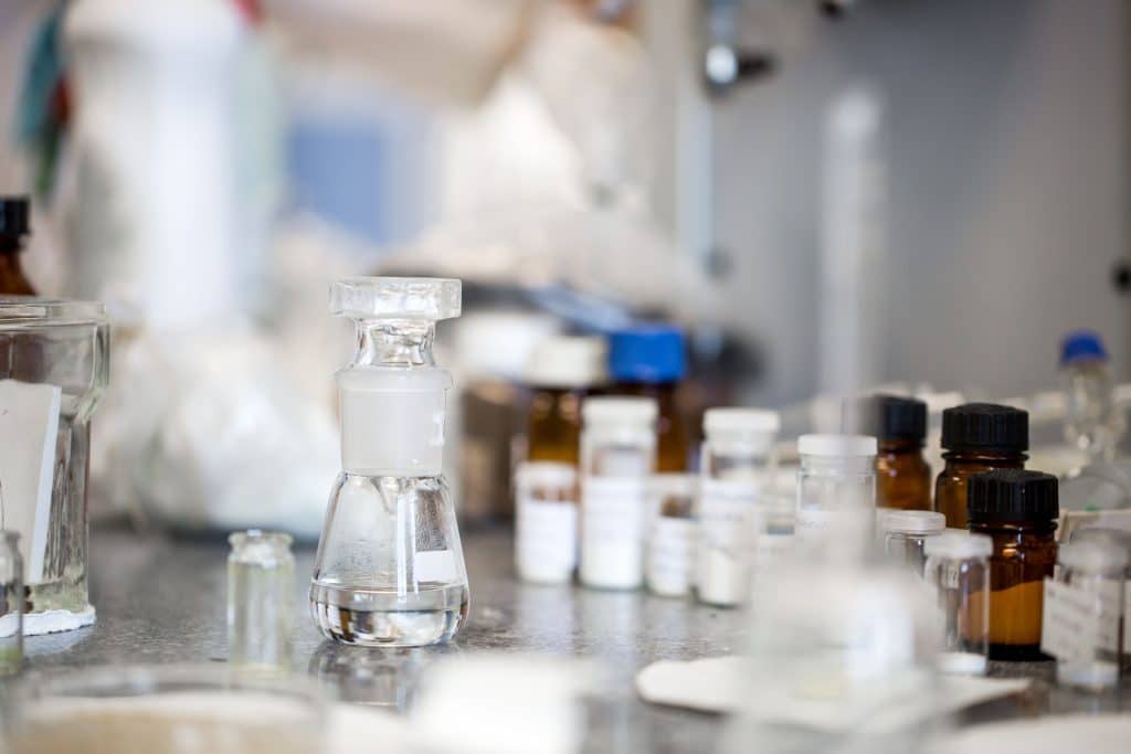 9 Key Insights into Cosmetic Manufacturing Labs
